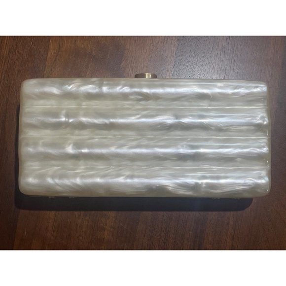 Cult Gaia Enid Textured Acrylic Clutch Bag in Ivory New Womens Purse - Picture 10 of 17